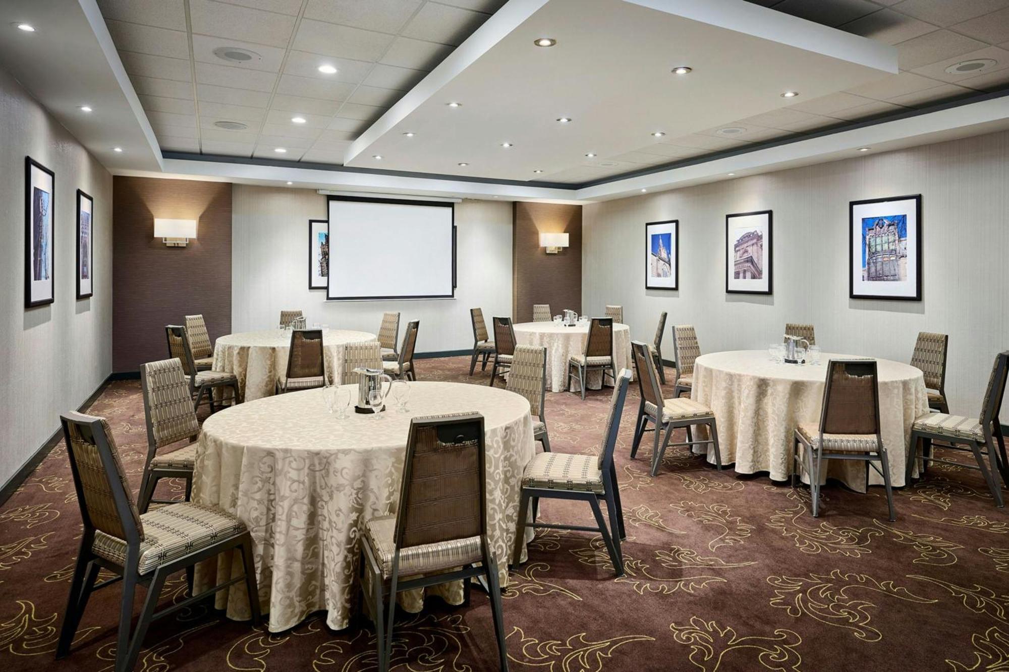 Sheraton Hamilton Hotel Exterior foto